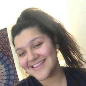 Meet your Posher, Elizabeth